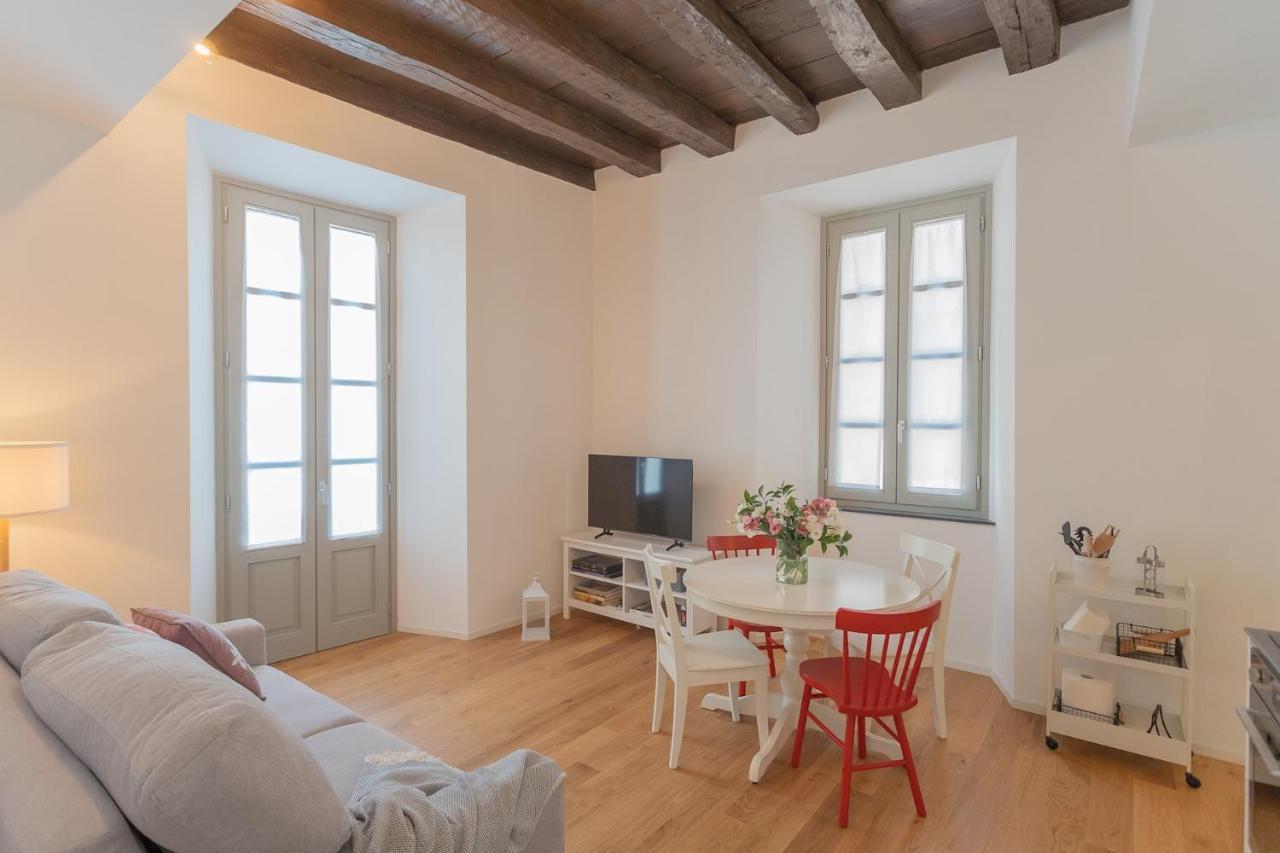 Independence Apartment With Balcony By Rent All קומו מראה חיצוני תמונה