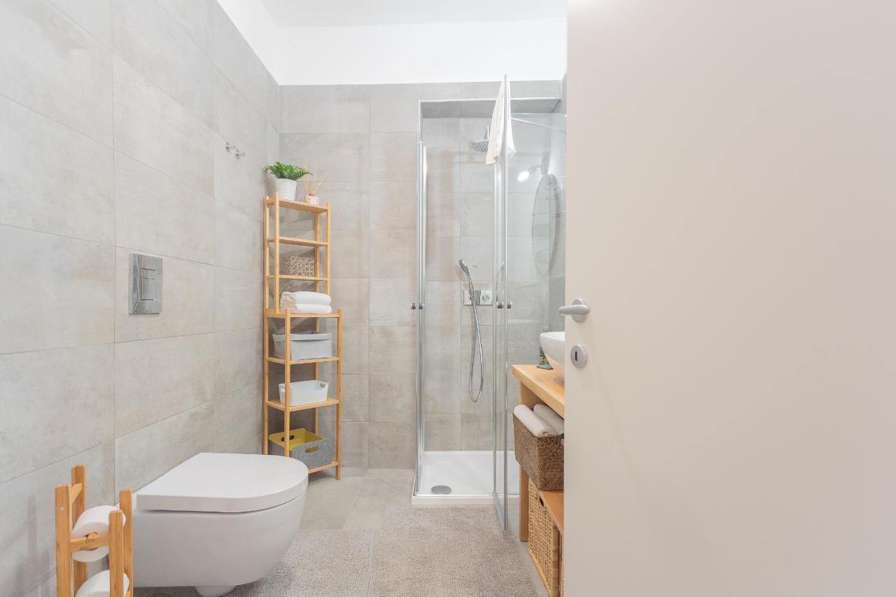 Independence Apartment With Balcony By Rent All קומו מראה חיצוני תמונה